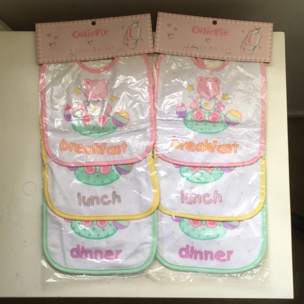 New Cutie Pie 3 Piece Baby Bibs Breakfast Lunch Dinner Teddy Bear Machine Wash